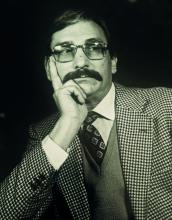 Fig. 1: Retrato de Ricardo Comas en los años 80 (V. García Hiraldo)